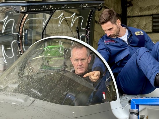 Cannot view this image? Visit: https://digitalproducer.com/wp-content/uploads/2026/05/298780_1loshyincockpit_550.jpg